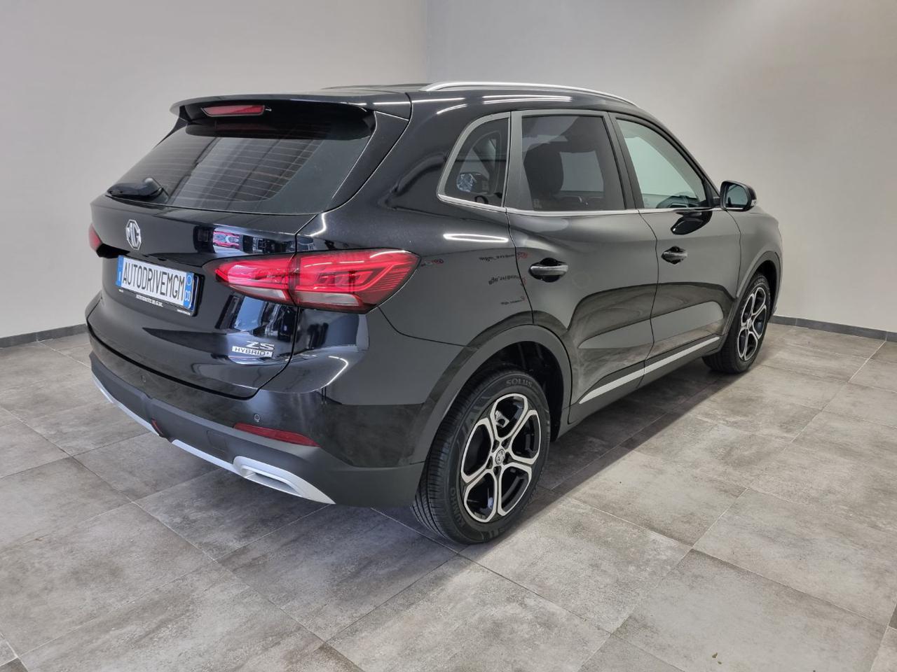 MG ZS 1.5 Hybrid COMFORT - 17