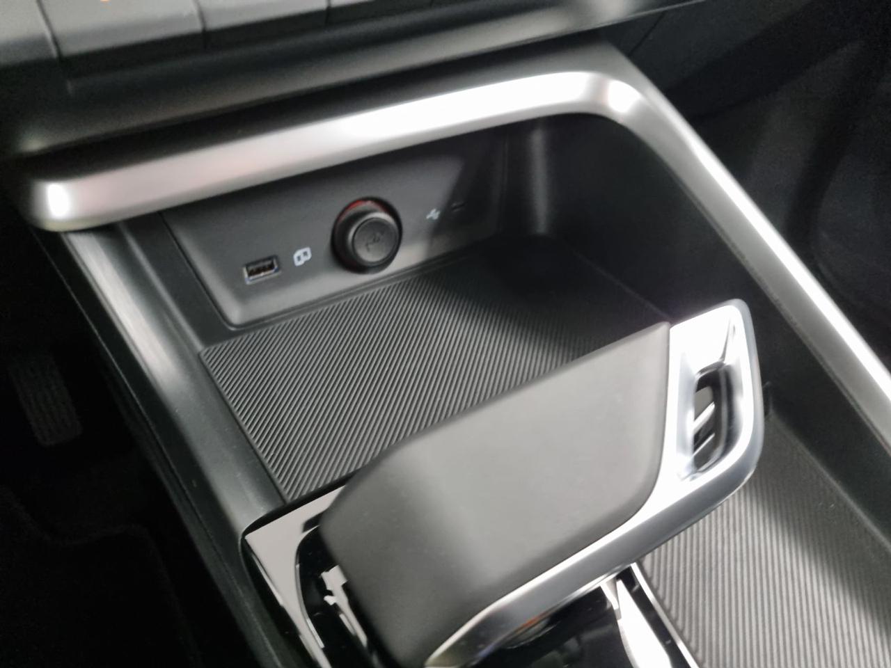 MG ZS 1.5 Hybrid COMFORT - 13