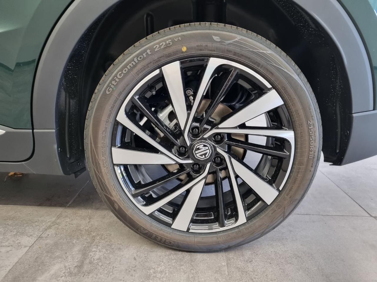 MG ZS 1.5 Hybrid+ Luxury - 15