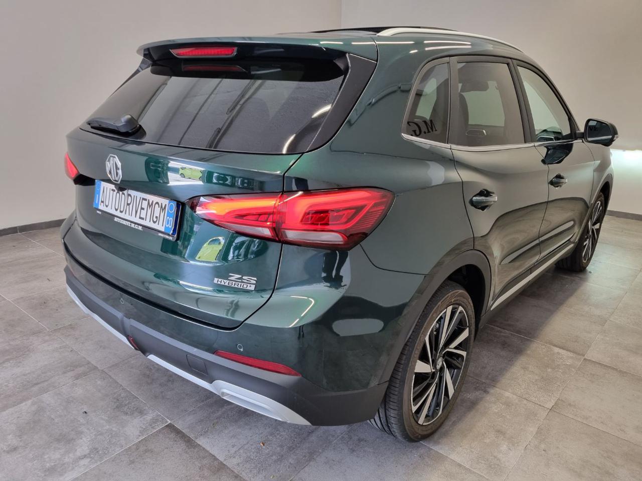 MG ZS 1.5 Hybrid+ Luxury - 26