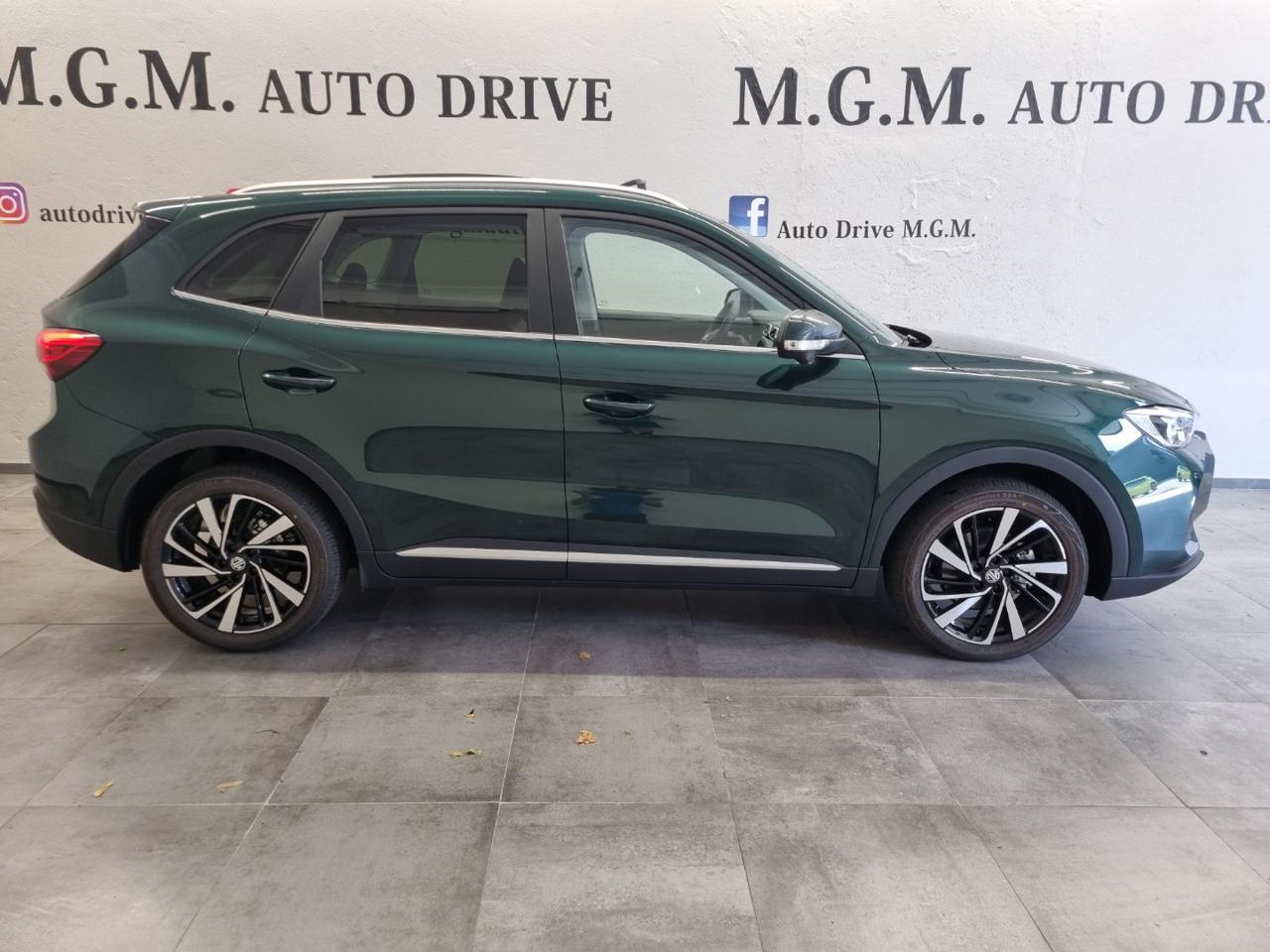 MG ZS 1.5 Hybrid+ Luxury - 4