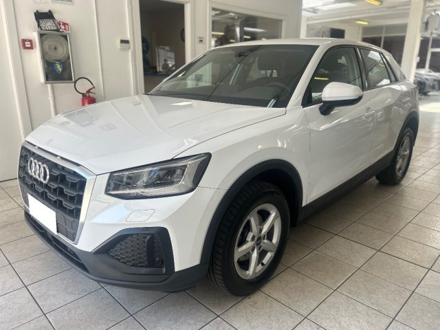 AUDI Q2 Bianco pastello