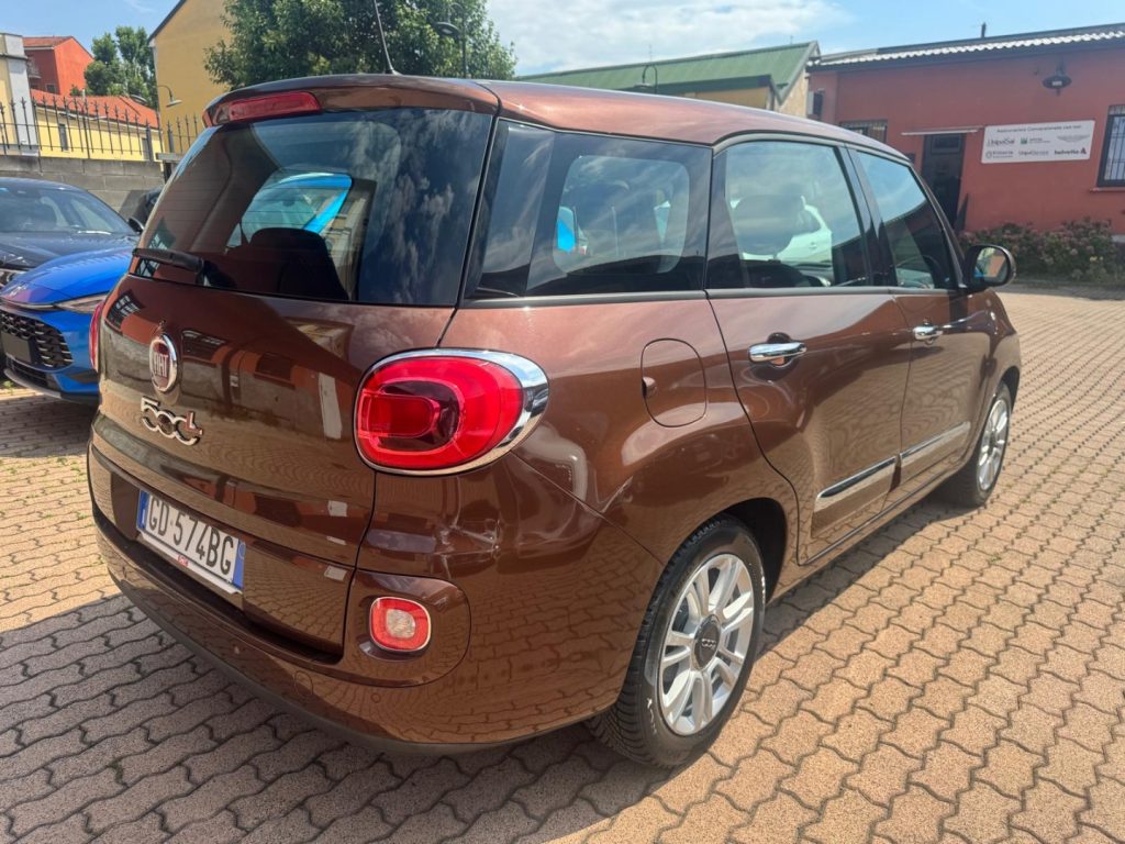 FIAT 500L Wagon 1.3 M-jet 95 CV Dualogic Lounge 7 posti - 2