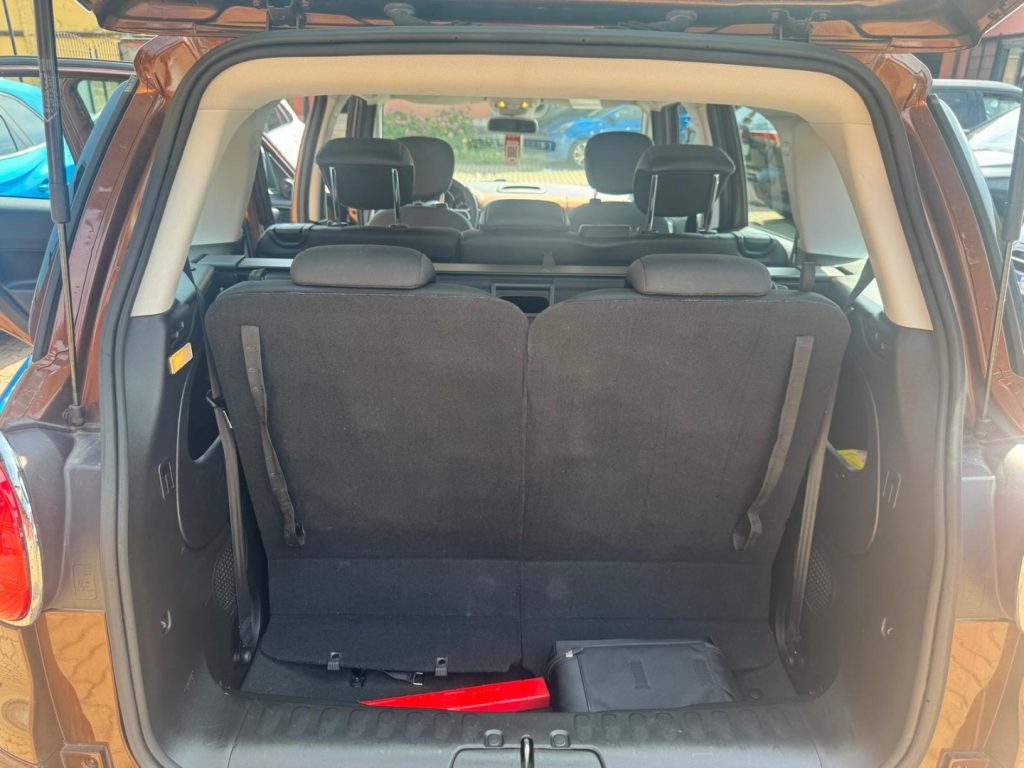 FIAT 500L Wagon 1.3 M-jet 95 CV Dualogic Lounge 7 posti - 21