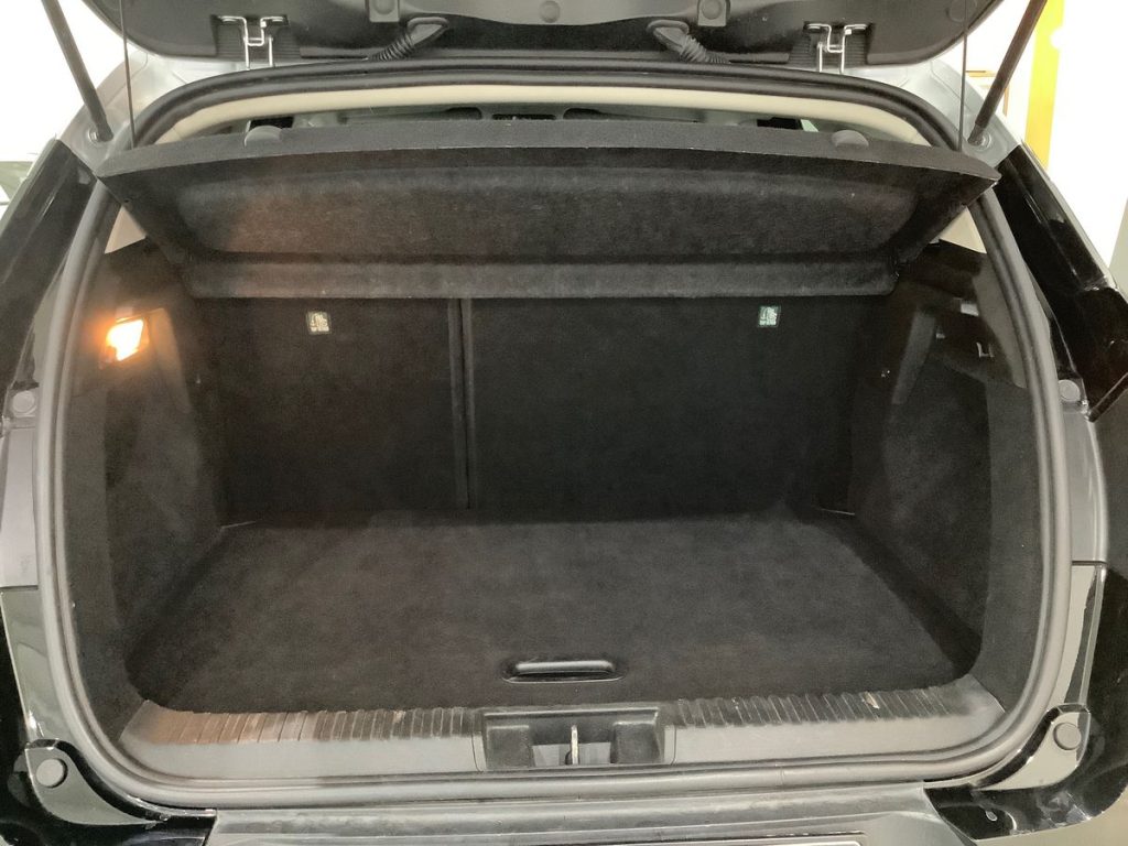 RENAULT Captur TCe 90 CV Techno - 12