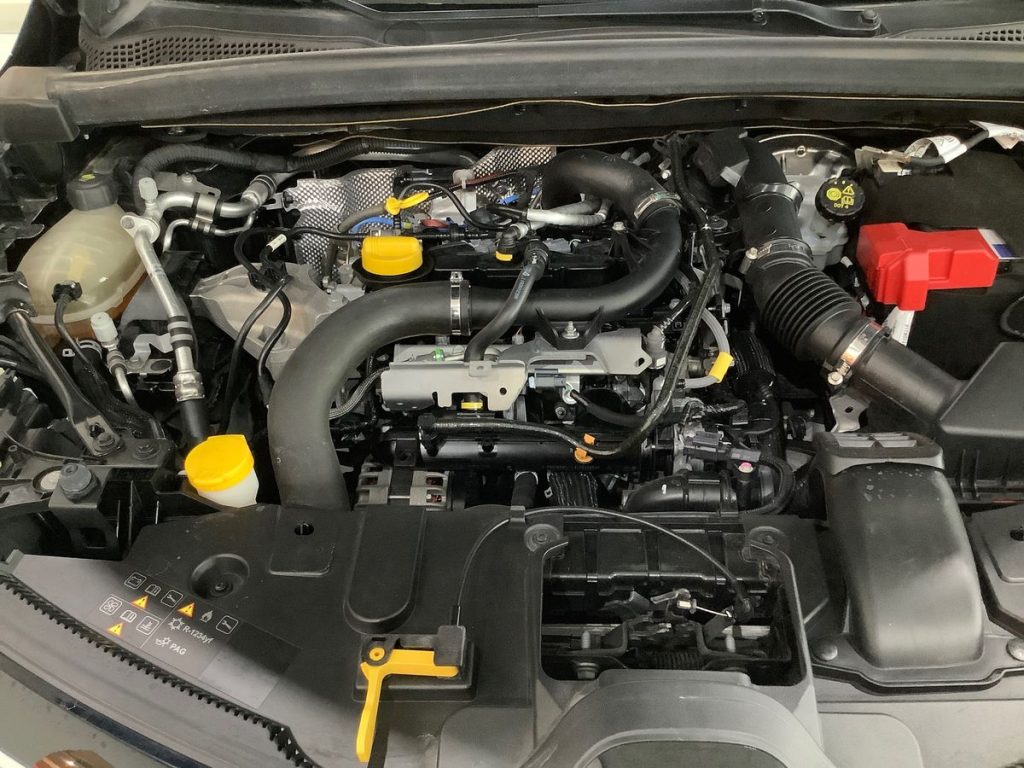 RENAULT Captur TCe 90 CV Techno - 24