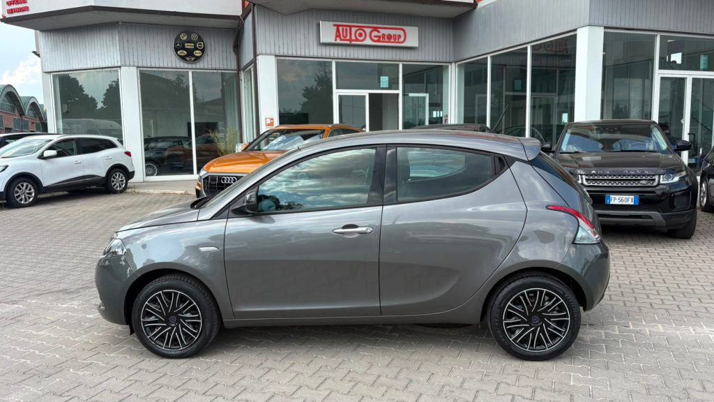 LANCIA Ypsilon 1.0 FireFly 5 porte S&S Hybrid Silver Plus X NEOP. - 5