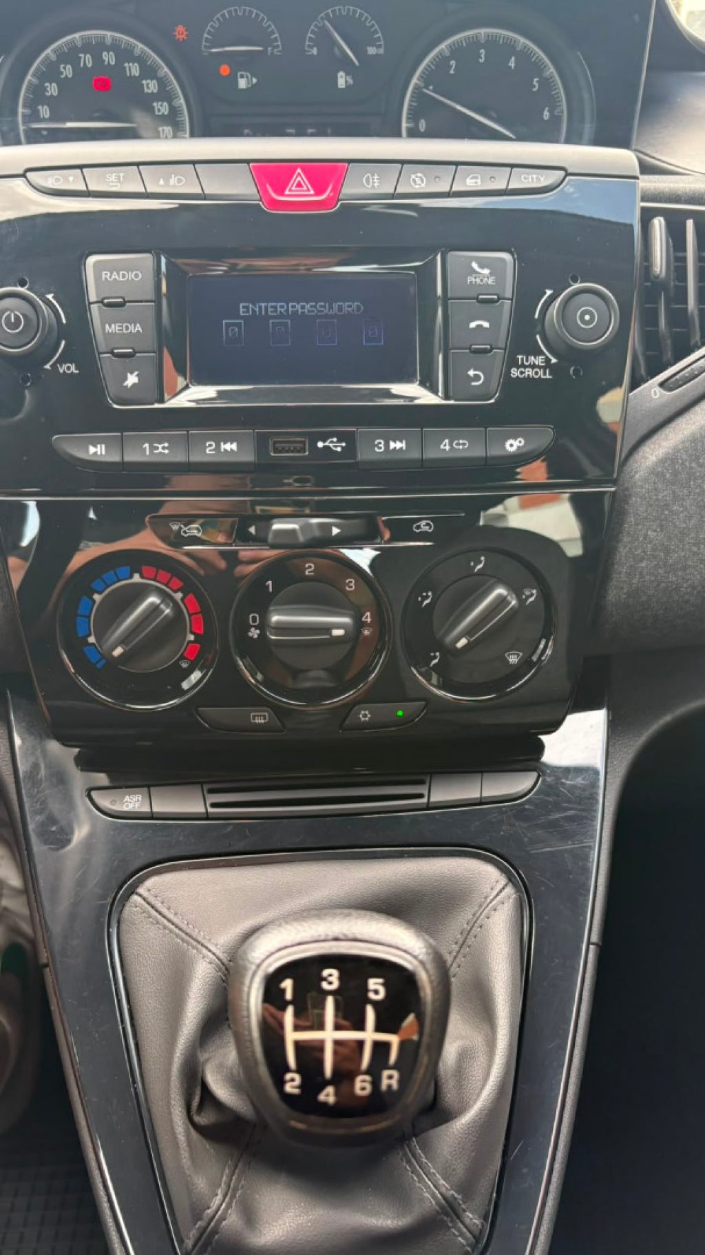 LANCIA Ypsilon 1.0 FireFly 5 porte S&S Hybrid Silver Plus X NEOP. - 8