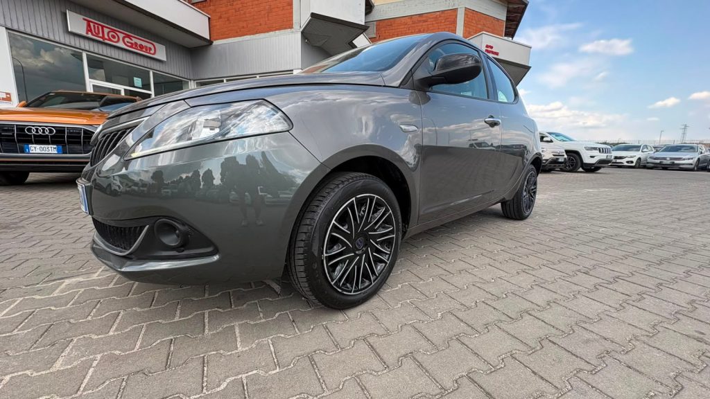 LANCIA Ypsilon 1.0 FireFly 5 porte S&S Hybrid Silver Plus X NEOP. - 14