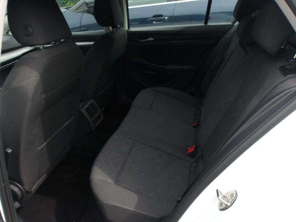 VOLKSWAGEN Golf 1.0 eTSI EVO DSG Life IVA ESPOSTA OK NEOP. - 7