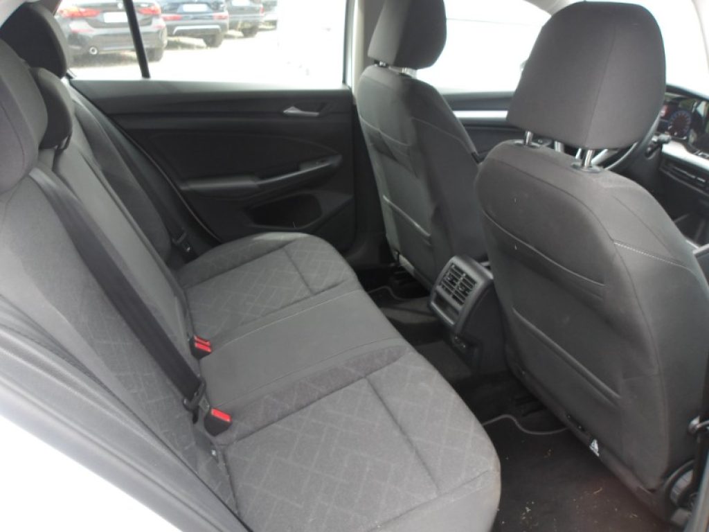 VOLKSWAGEN Golf 1.0 eTSI EVO DSG Life IVA ESPOSTA OK NEOP. - 8