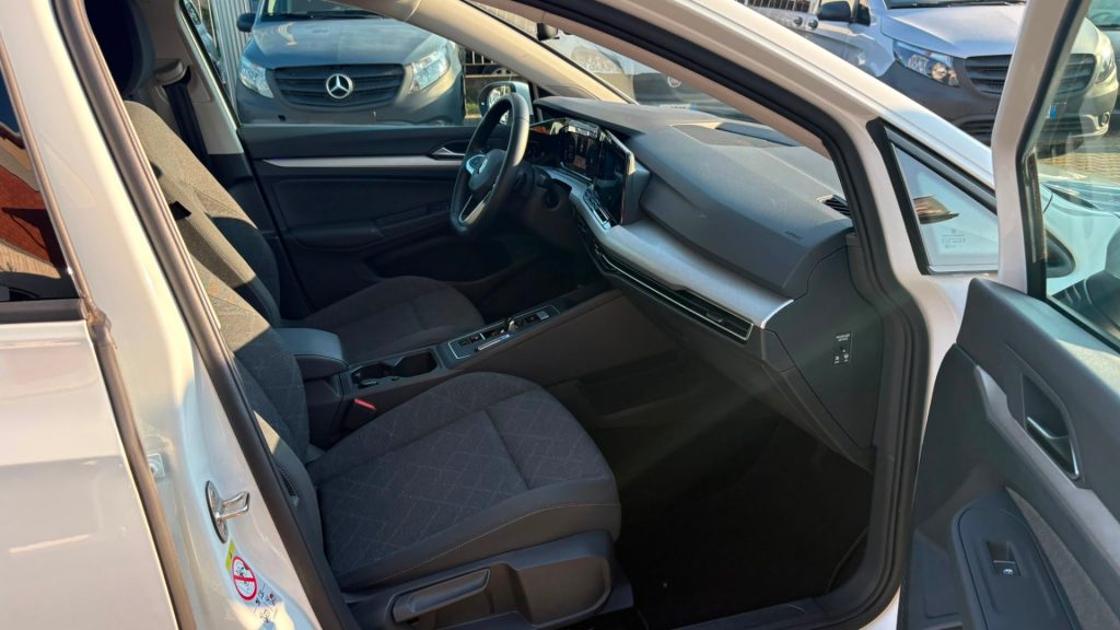 VOLKSWAGEN Golf 1.0 eTSI EVO DSG Life IVA ESPOSTA OK NEOP. - 19