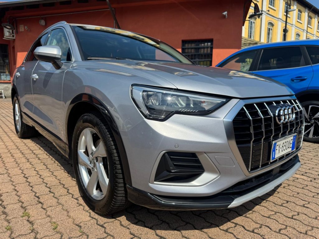 AUDI Q3 35 TDI S tronic Business Advanced + TETTO - 3