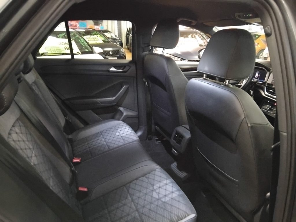 VOLKSWAGEN T-Roc 1.0 TSI R-Line CON GRIMALDI SPECIAL DAY - 9