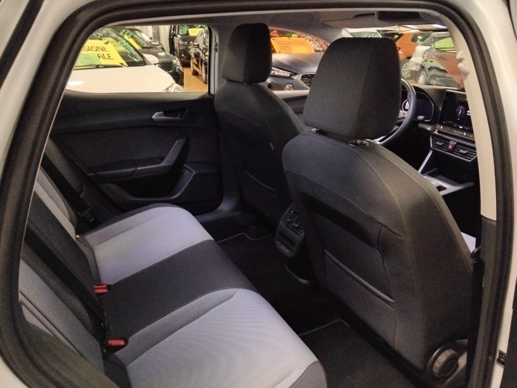 SEAT Leon 2.0 TDI DSG Business C/GRIMALDI SPECIAL DAY - 10