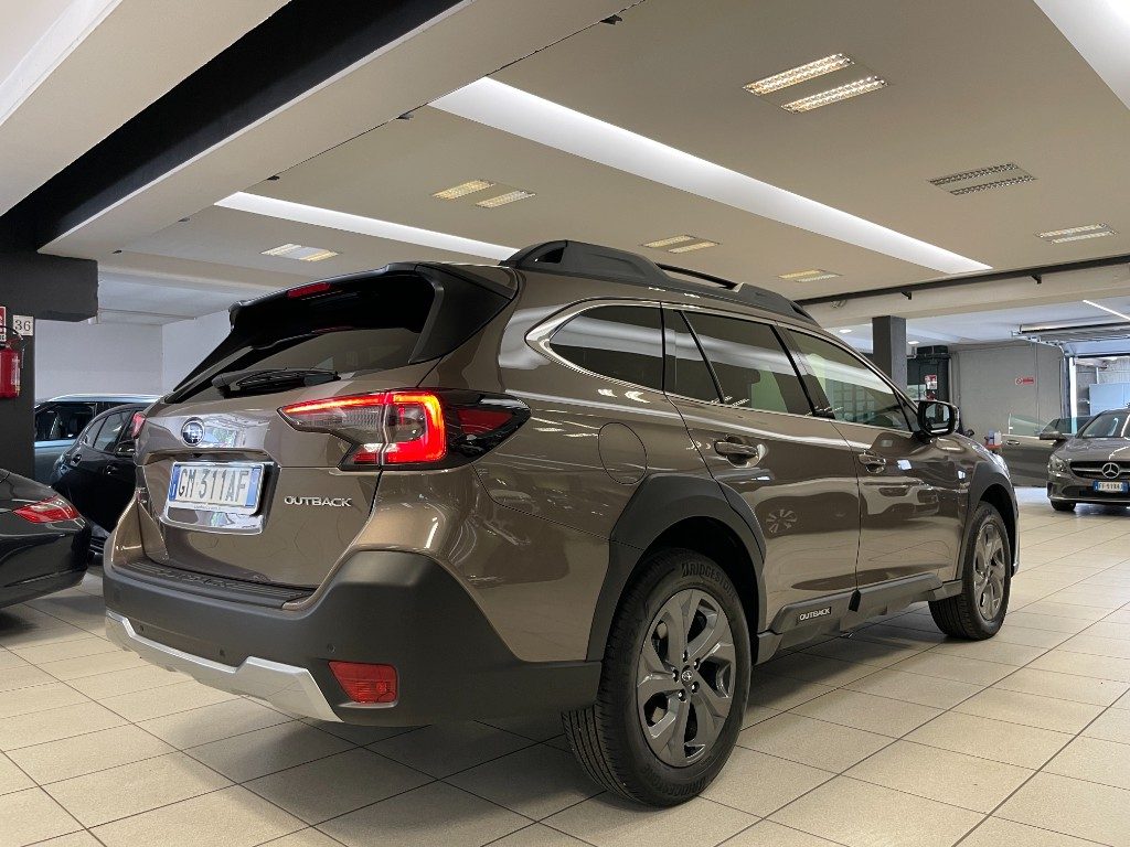 SUBARU OUTBACK 2.5i Lineartronic Style-UNICO PROPRIETARIO - 4