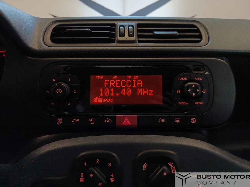 FIAT Panda Panda 1.0 hybrid Easy s&s 70cv - 13