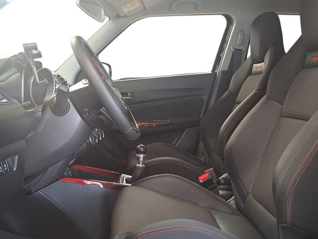 SUZUKI Swift Sport 1.4 Hybrid Boosterjet - 8