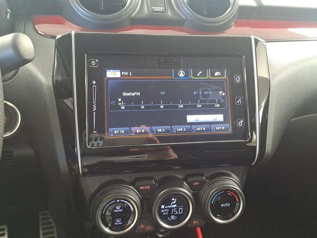 SUZUKI Swift Sport 1.4 Hybrid Boosterjet - 11