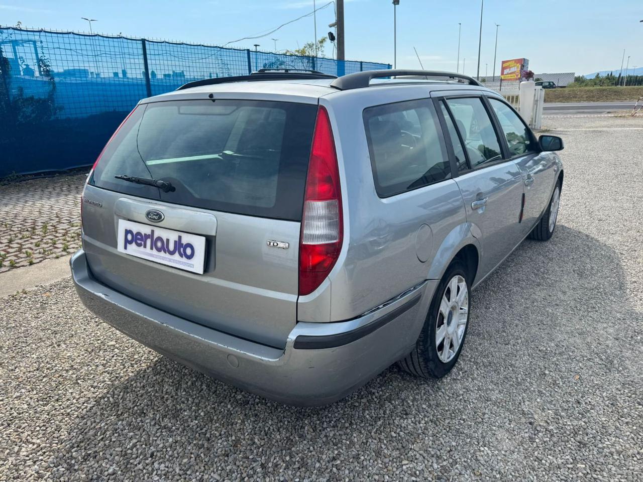 FORD Mondeo 2.0 16V TDCi (130CV) SW Ghia - 5