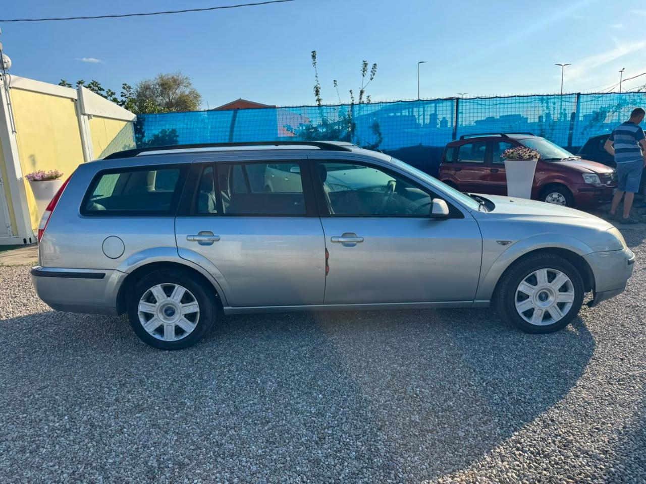 FORD Mondeo 2.0 16V TDCi (130CV) SW Ghia - 3