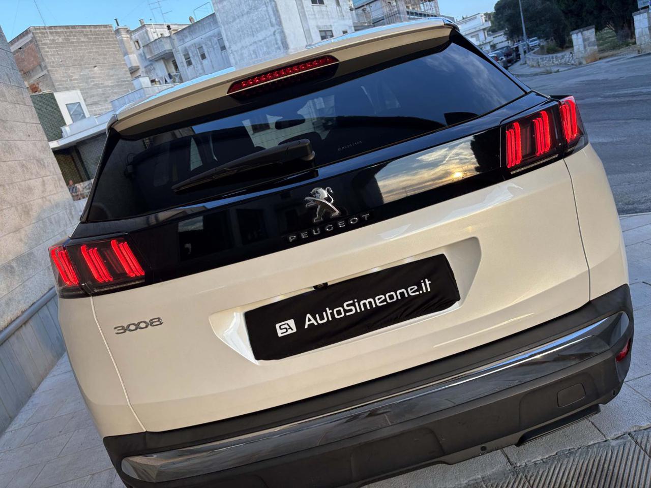 PEUGEOT 3008 1.5 BlueHDi 130 S&S EAT8 Allure Pack - 33