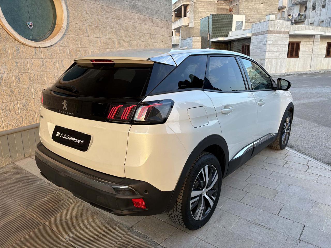 PEUGEOT 3008 1.5 BlueHDi 130 S&S EAT8 Allure Pack - 5