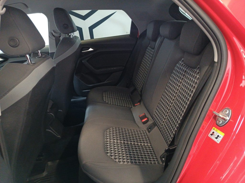 AUDI A1 A1 Citycarver 30 1.0 tfsi 116cv s-tronic - 9