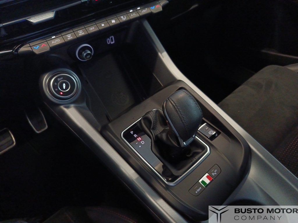 ALFA ROMEO Tonale Tonale 1.3 phev Veloce Q4 280cv at6 - 14