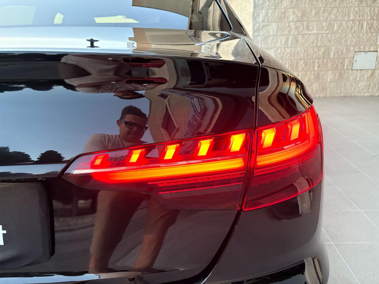AUDI A4 35 TDI/163 CV S tronic S line edition TOTAL BLACK - 42
