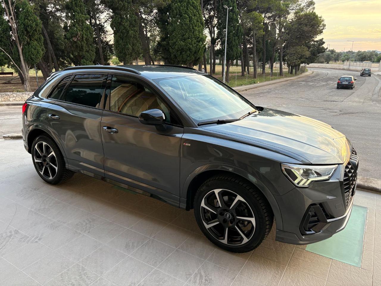 AUDI Q3 35 TDI S tronic S line edition LUCI AMBIENTE - 3
