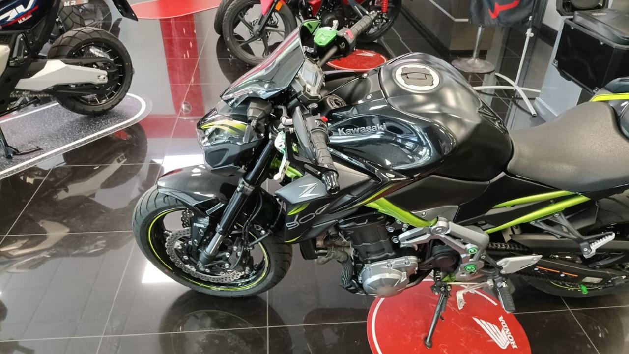 KAWASAKI Z 900 Standard - 5