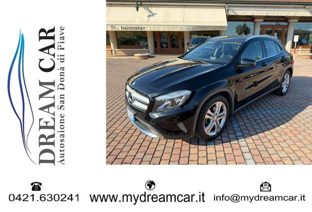 MERCEDES-BENZ GLA 200 Nero metallizzato