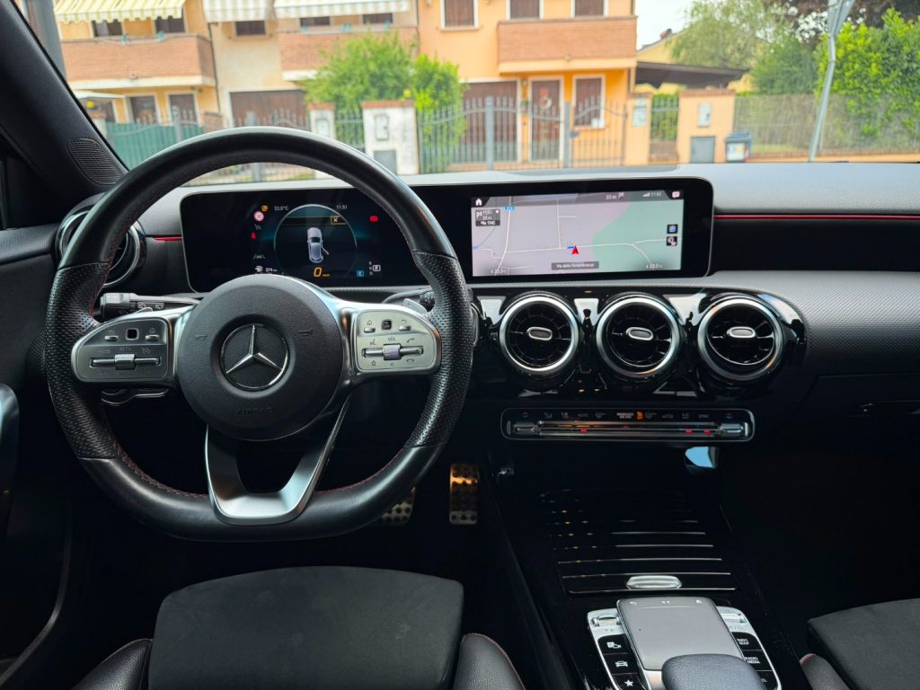 MERCEDES-BENZ A 200 Automatic Premium - 9