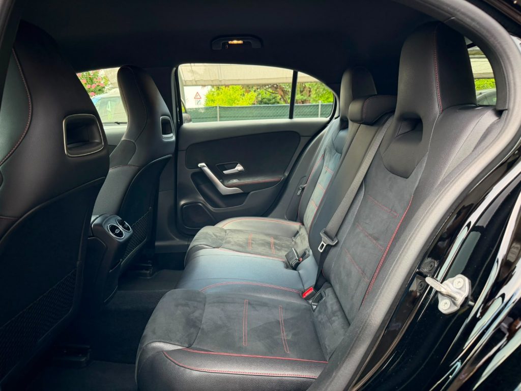 MERCEDES-BENZ A 200 Automatic Premium - 12