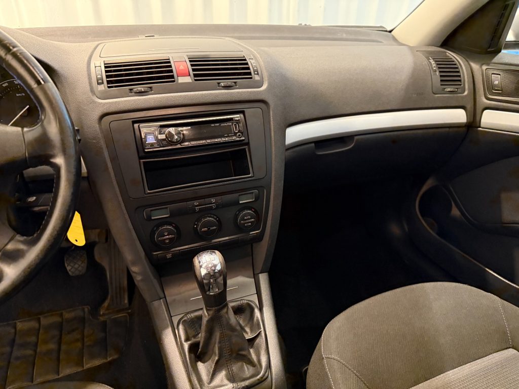SKODA Octavia 1.9 TDI Wagon Radio Clima *HÄNDLER* - 7