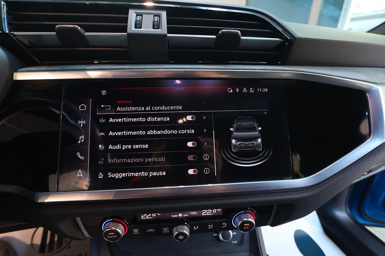 AUDI Q3 35 TDI Sportback Quattro S-Tronic S-Line - 32