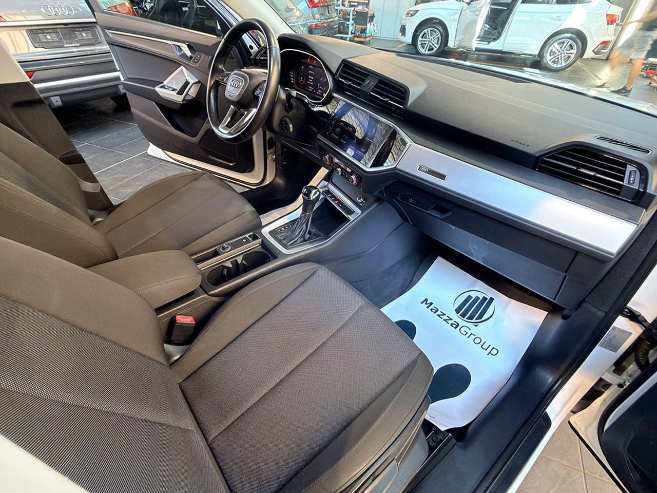 AUDI Q3 35 TDI S-Tronic Business - 15
