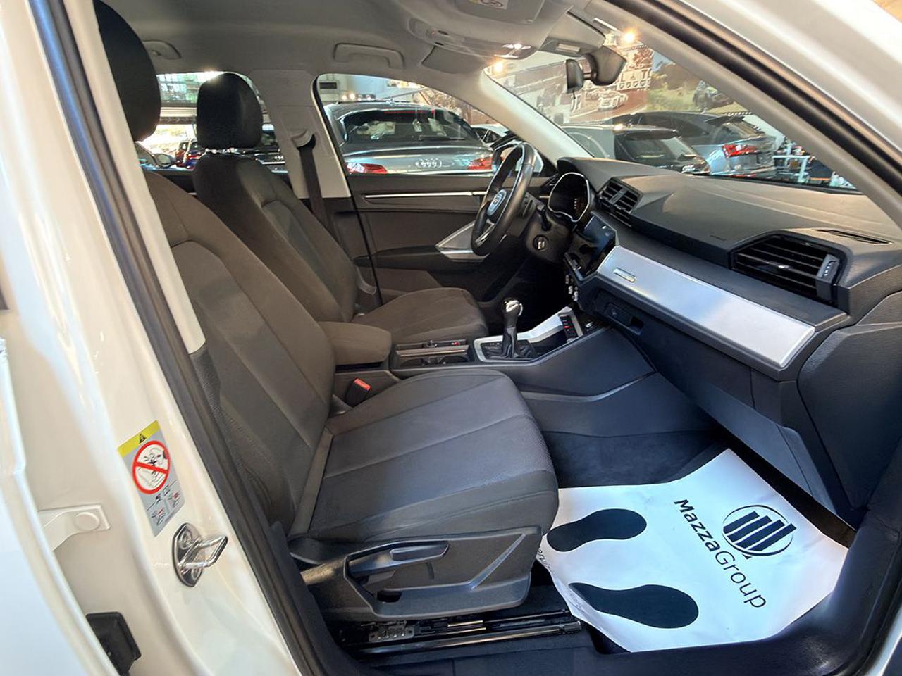 AUDI Q3 35 TDI S-Tronic Business - 36