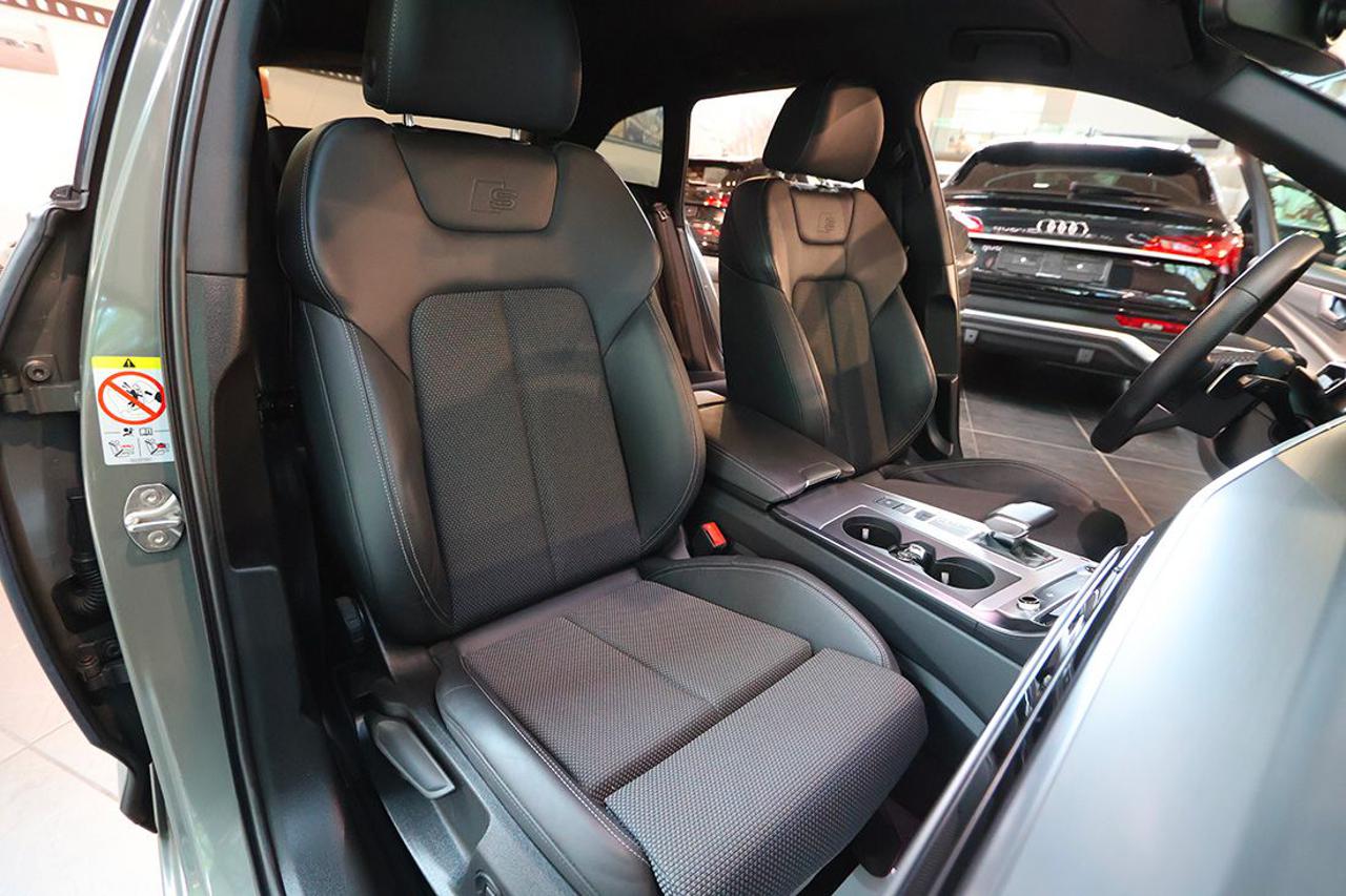 AUDI A6 40 TDI Avant S-Tronic Business Sport - 17