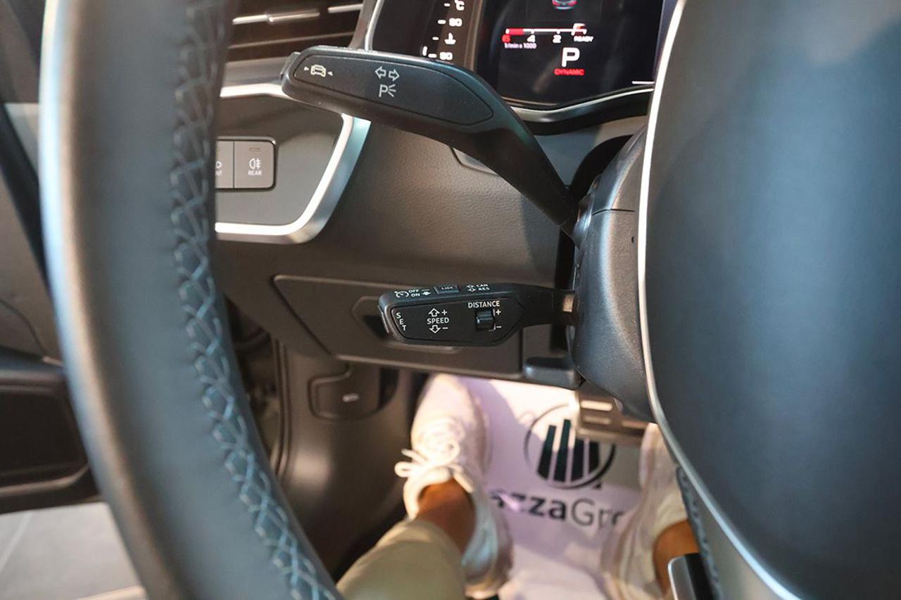 AUDI A6 40 TDI Avant S-Tronic Business Sport - 23