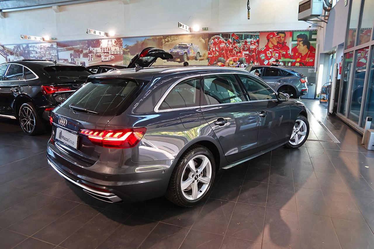 AUDI A4 35 TDI Avant S-Tronic Business Advanced - 9