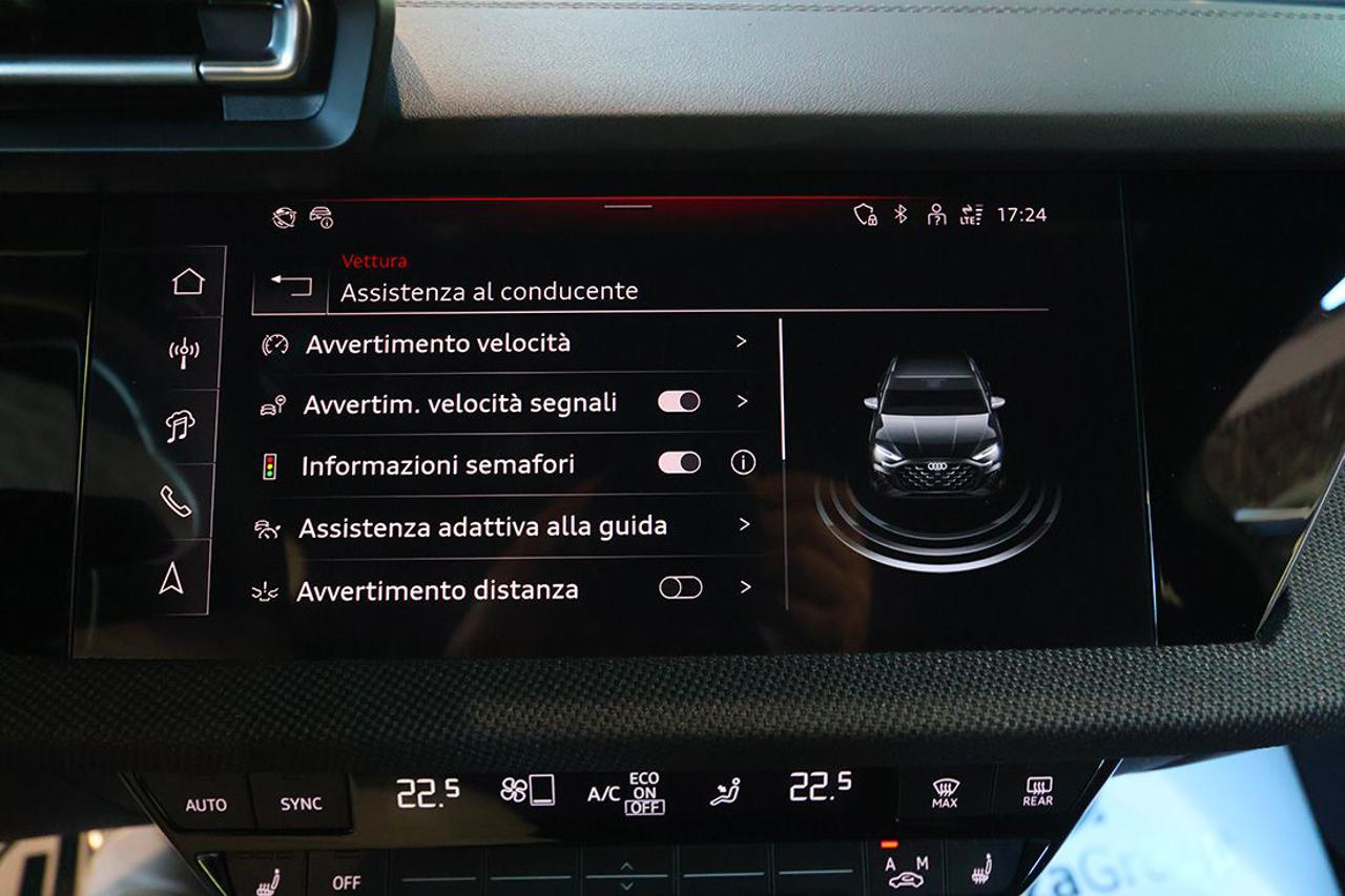 AUDI A3 35 TDI Sportback S-Tronic S-Line - 29
