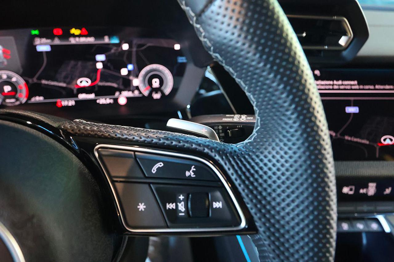 AUDI A3 35 TDI Sportback S-Tronic S-Line - 21