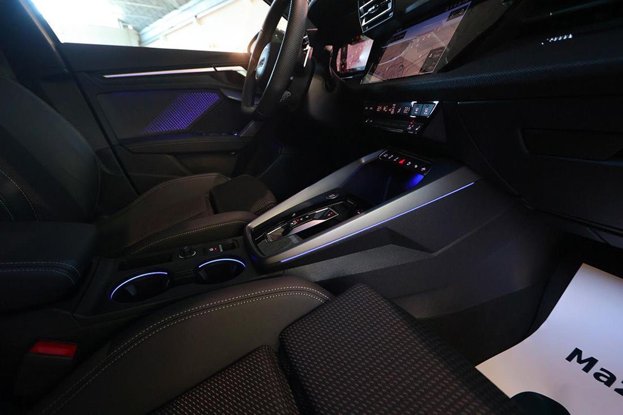 AUDI A3 35 TDI Sportback S-Tronic S-Line - 37