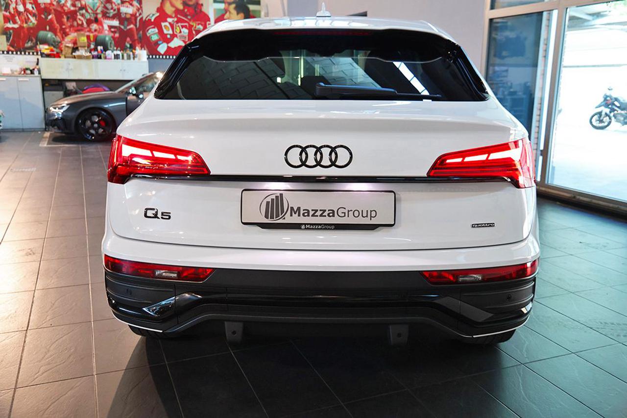AUDI Q5 40 TDI Sportback Quattro S-Tronic S-Line Plus - 8