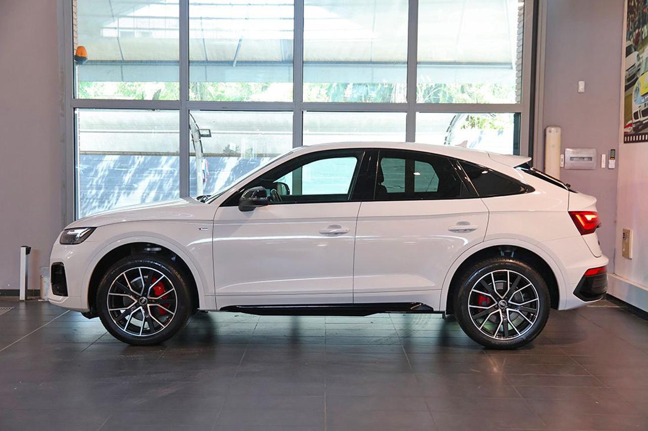 AUDI Q5 40 TDI Sportback Quattro S-Tronic S-Line Plus - 3