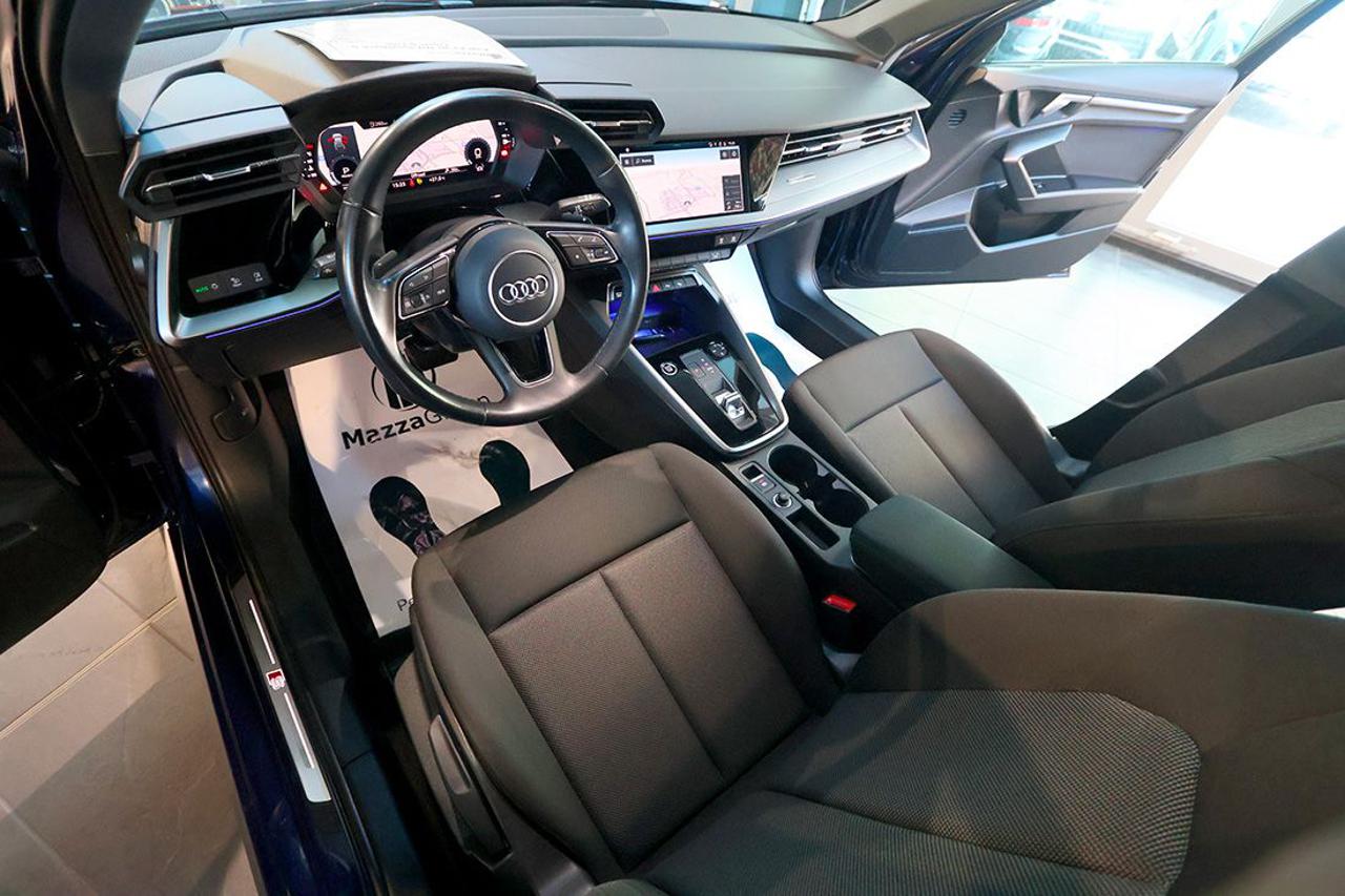 AUDI A3 30 TDI Sportback S-Tronic S-Line - 13