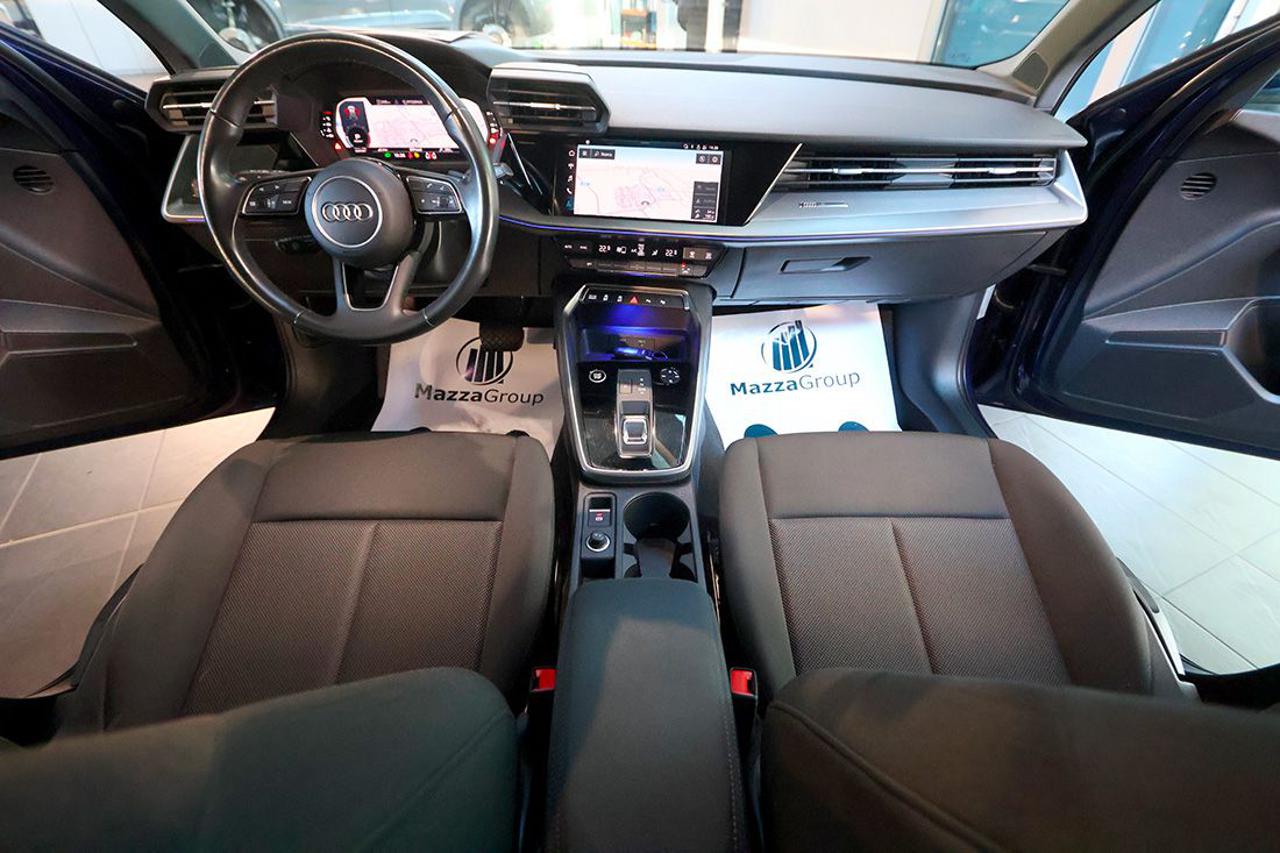 AUDI A3 30 TDI Sportback S-Tronic S-Line - 14
