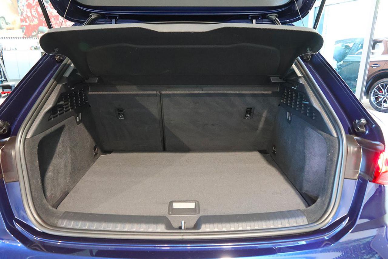 AUDI A3 30 TDI Sportback S-Tronic S-Line - 12